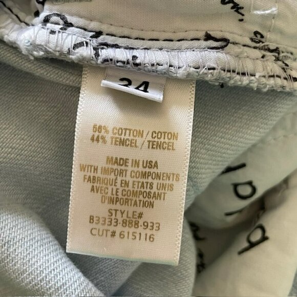 Bella Dahl Harlow 70s High Rise Flared Leg Soft Cotton ChambrayJeans Size 24 - Picture 11 of 12